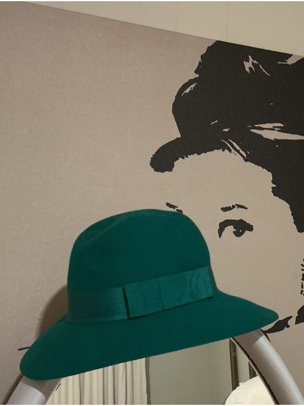 Vintage Liz Claiborne 100% Wool Hat